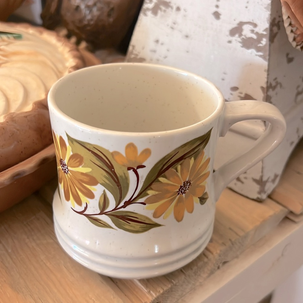 Vintage 1970’s Capri Serve N’ Store Stoneware Mugs Flowers Orange Avocado Green - Picture 6 of 6